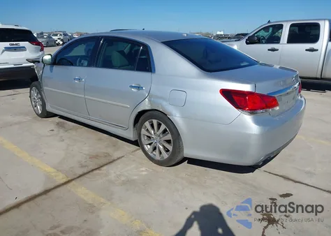 2011 Toyota Avalon Limited z USA, uszkodzony, nr VIN 4T1BK3DB1BU409468